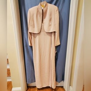 Daymor Couture Size 14